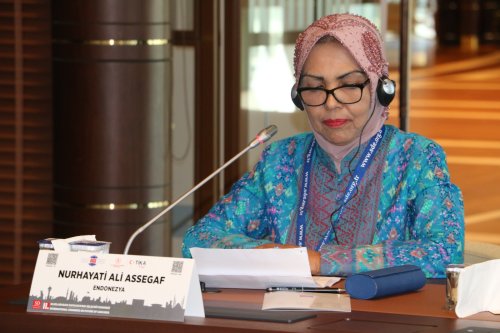 Dr. Nurhayati Sebagai Speaker di SDE Akademi Conference (Ankara, April 2022)